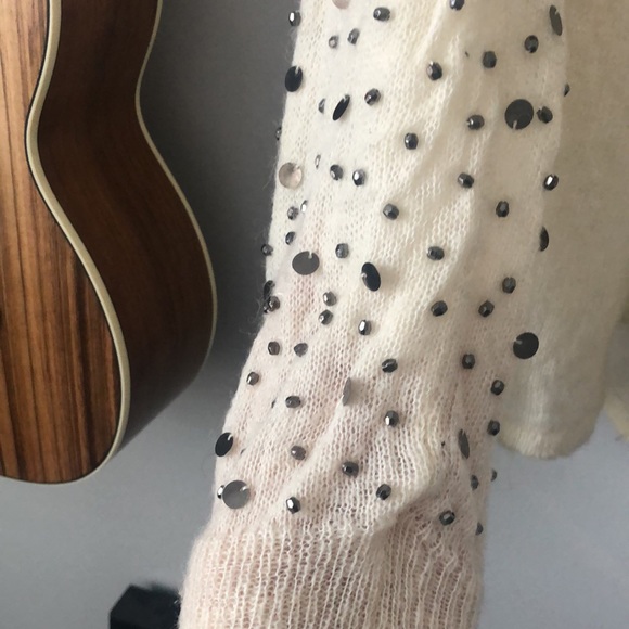 Beautiful Patrizia Pepe Sweater - Picture 6 of 12